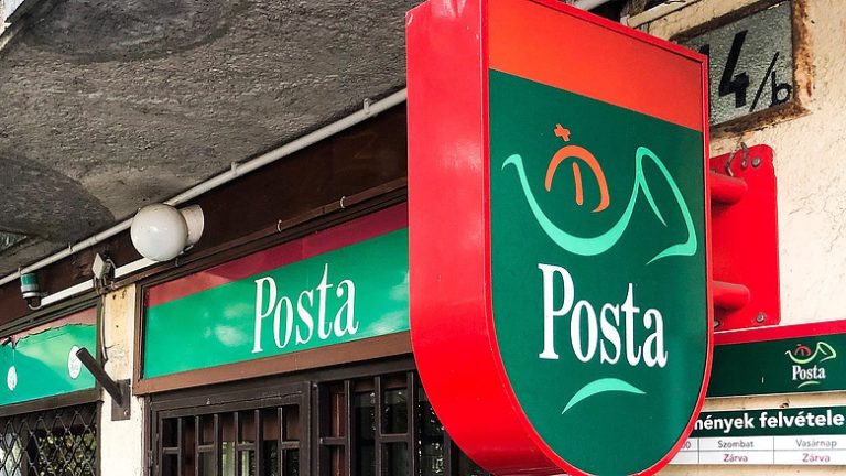Posta kép kivülről